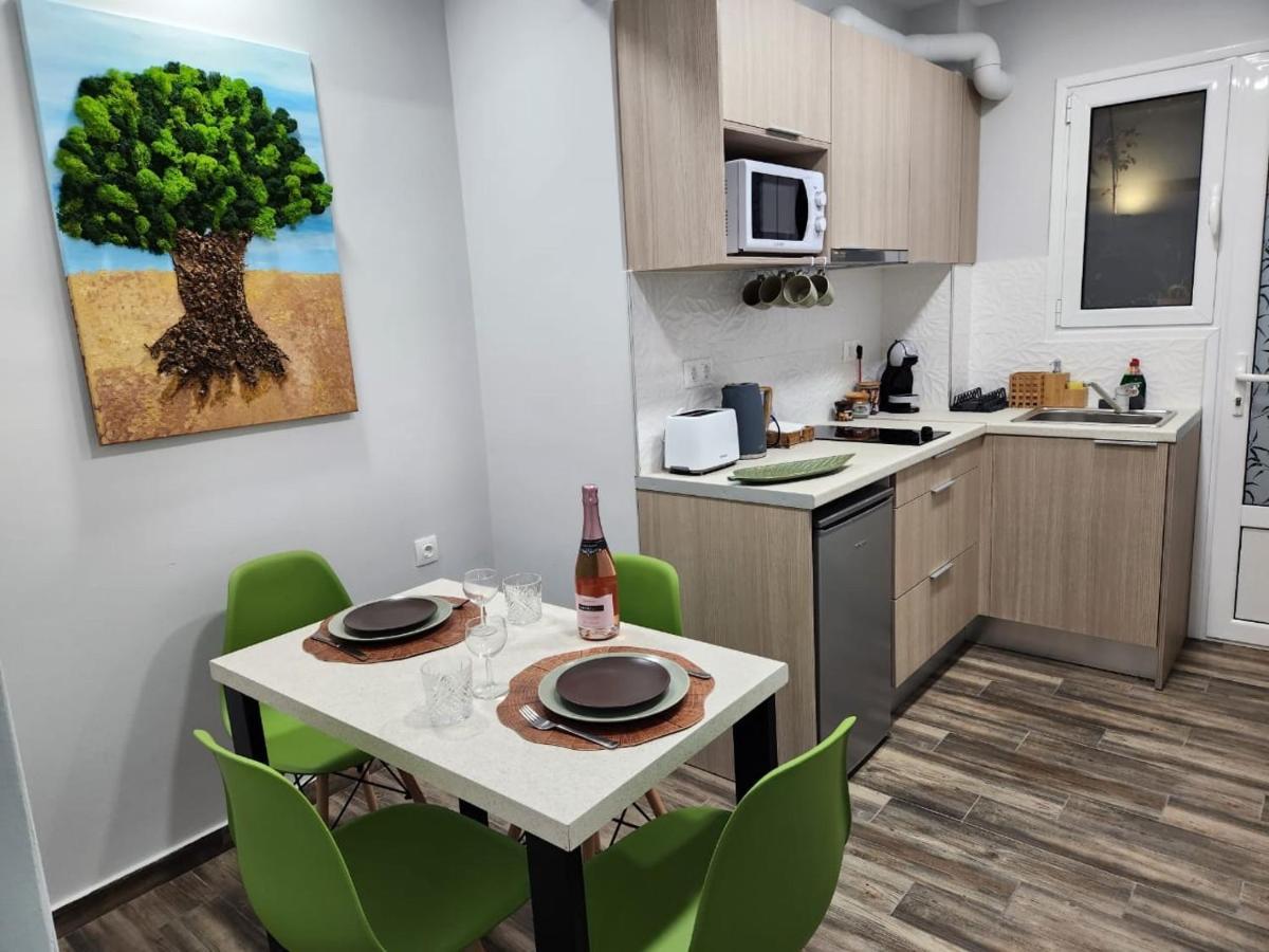 Cozy Apartment Metaxourgeio Greendom Athens Ngoại thất bức ảnh